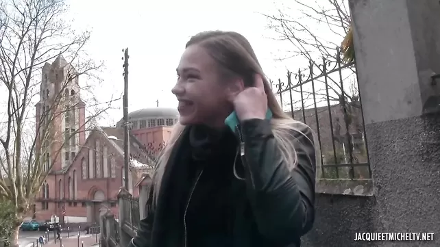 Орыс аққұбалар келісті групповушку жедел жәрдем