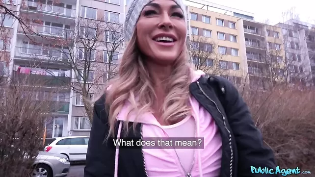 Пикапер разрядил блондку арналған еблю АВТО