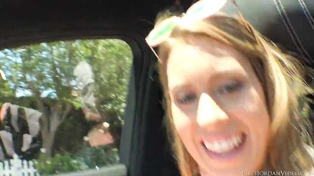 Романтическое приключение в спальне