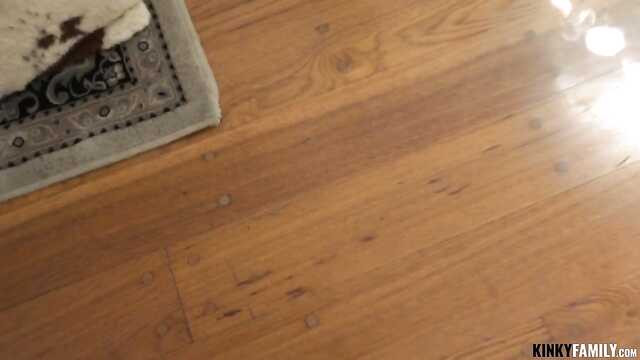 Casal e fodendo e filmando pornô caseiro