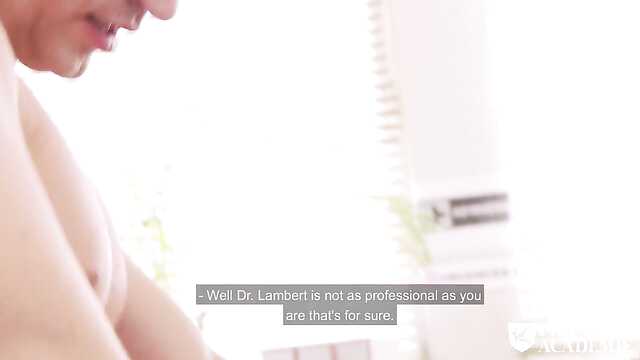 Murzyn lekarz i biały facet zerżnęli cycatą damę