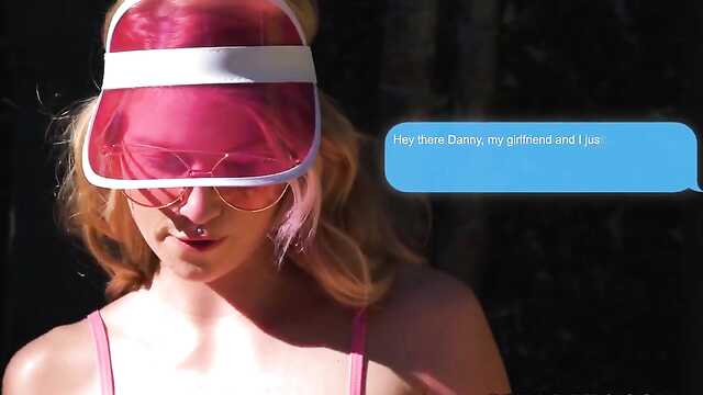 Freundinnen haben im Hof des Hauses mit einem Mann geschlafen