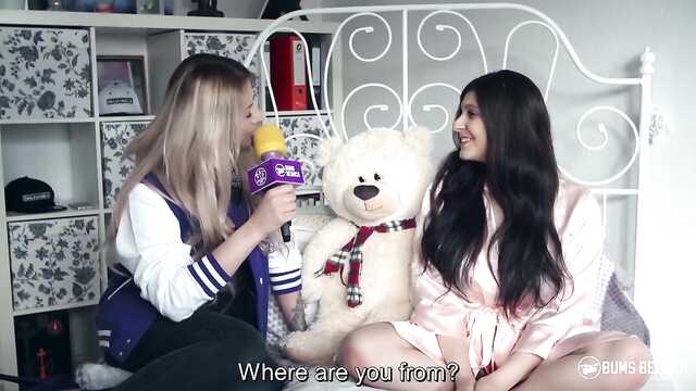 Bbw трахается жігітпен кезінде журналистика