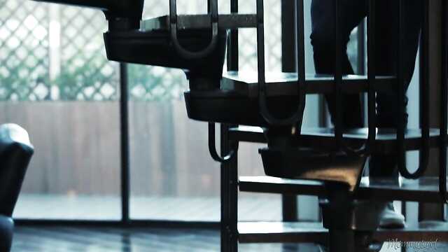 Трое лесбиянок: знакомая и две зрелые.