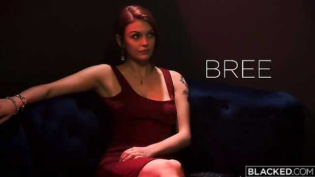 Ruiva magra em sexo com um negro