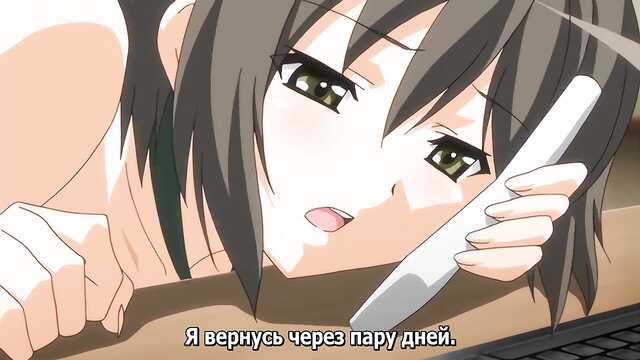 Кеңсе басшысы үйретеді тәжірибесіз қыздар трахаться