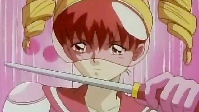 Fünf Mädchen kämpfen für Frieden und einen coolen Fick