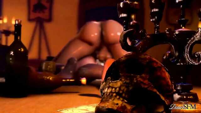 Twardy kutas z udziałem kobiet z dużymi kutasami