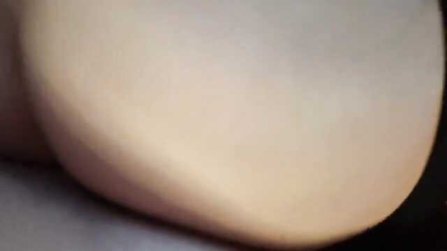 Девушка в колготках: раскрепощенный анал.