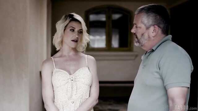 Esposa engaña a su marido y se corre de la polla joven