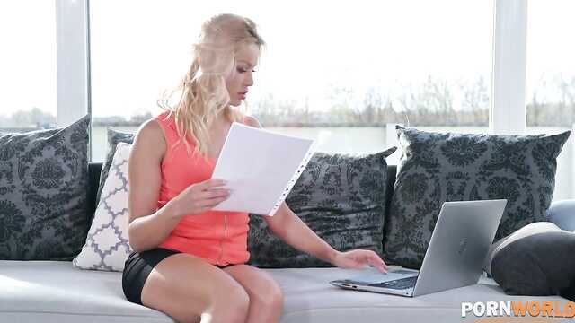 Податливый подход к начальнику и заму