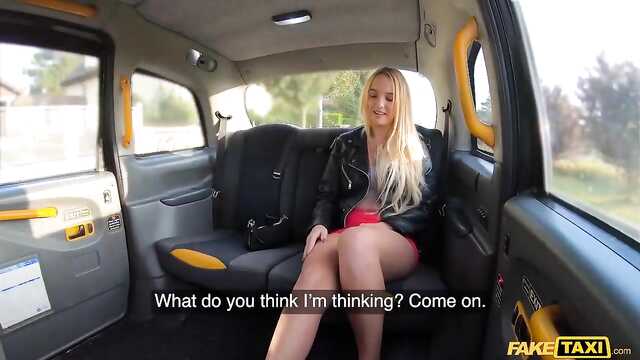 Таксист с большим стволом: жаркое приключение с блондинкой