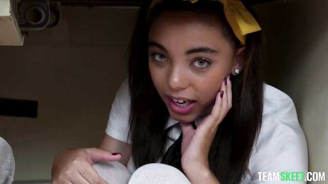 Жас студент мұғаліммен араласудан бас тартқан жоқ