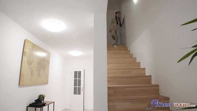 Тренировка с куратором и двумя классными девчонками