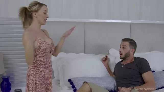 Үлкен силикон кеуделердің фотосуреттері Комсомолецтердің жалаңаш суреттері