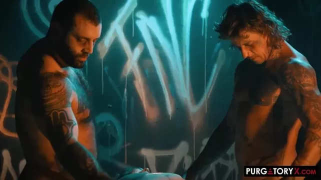 Мистикалық ебля үшеуі екі қатыгез злодеев және бөтен