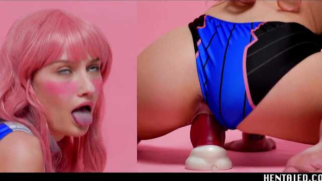 A girl with pink hair jerks off her pussy with a vibrator