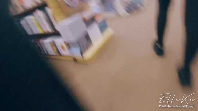 Азғындық кітапханада үлкен сауындарды көрсетті