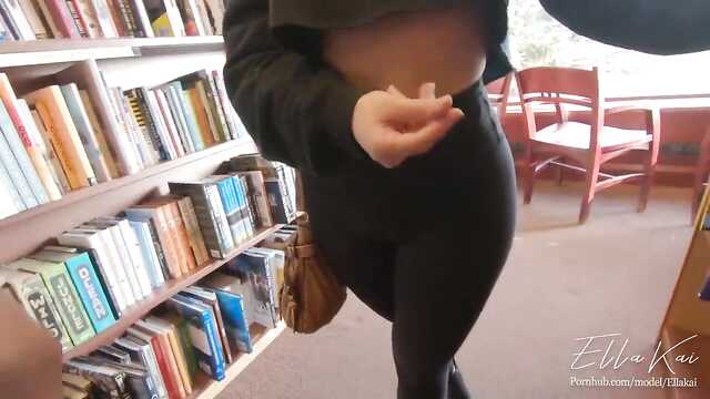 Азғындық кітапханада үлкен сауындарды көрсетті