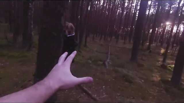 Влюблённый учитель обнаружил в лесу прогульщицу-студентку и развеял её сомнения