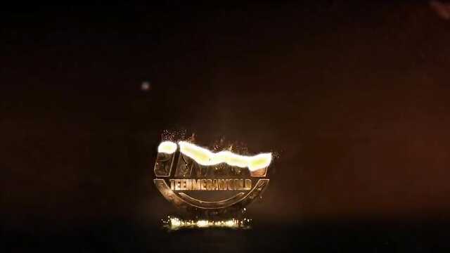 Skromna Ruda studenta pieprzy się z nauczycielem w jego gabinecie