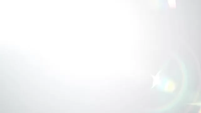 Жас белобрысый жігіт кездейсоқ выебал құрбысын өз шешесінің