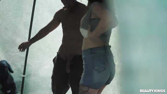 Ich kam zu einem Hobbygärtner und habe Sex mit ihm gehabt