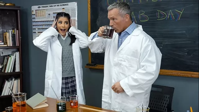 Украин әншілерінің эротикалық суреттері