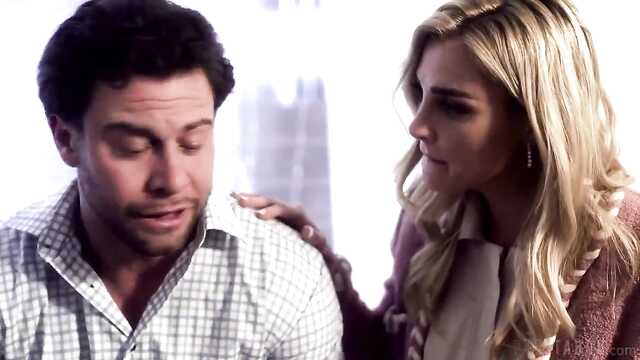 Hombre planea inseminar a una rubia de lujo