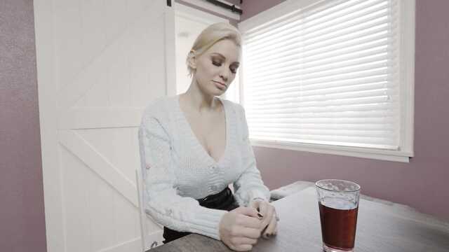 Милфа сұрады жас жазалауға оның хуем