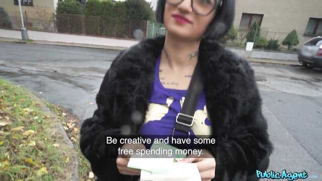 Секс за деньги: радость?