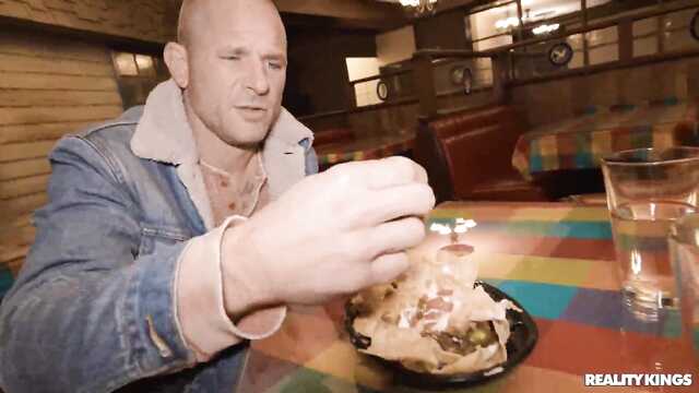 Fucked the waitress as a bonus after dinner