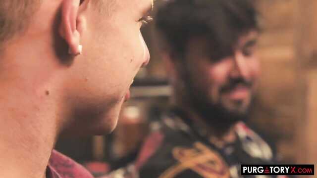 We dwoje zapłacili za fryzury swoimi penisami