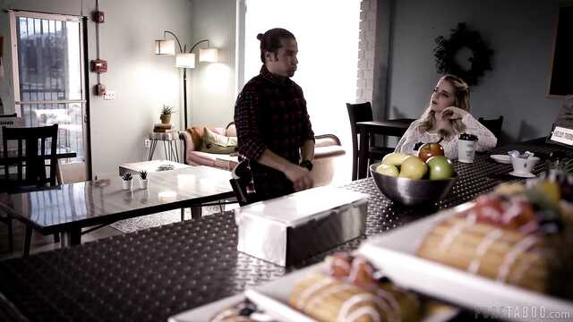 Шикарная Большегрудая Цыпочка: Первый Встречный!