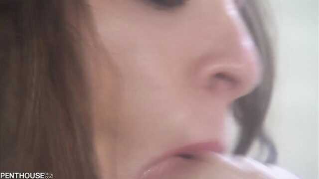 O mecânico de automóveis está a perder uma cliente maravilhosa.