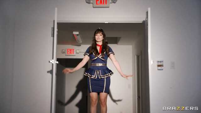 Стюардеса: Наслаждение Членом в Пизде.