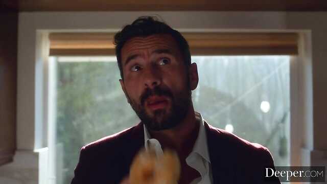 Соседка просит секс с оральными ласками.