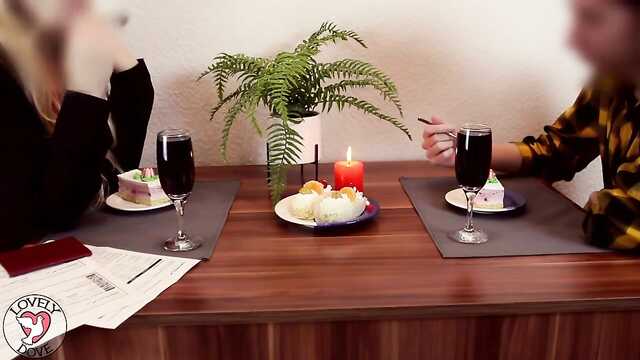 Pożegnalna Kolacja byłych kochanków zakończyła się namiętnym seksem na stole