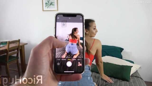 Gorąca Baba ssie sąsiada i zastępuje dziurę