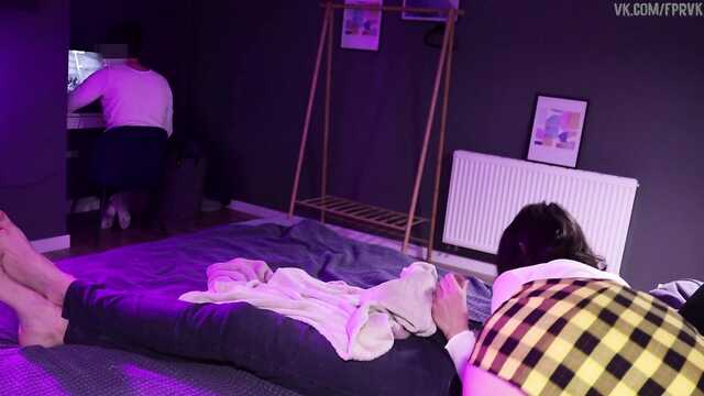 Задрот ойындарды бұзуды жалғастыруда ал оның әжесі артынан ұрысады