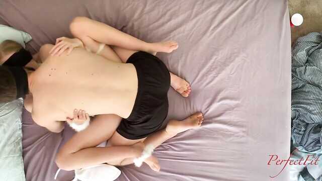 Экстремальное Сексуальное Путешествие с Кроликом с Завязанными Глазами.