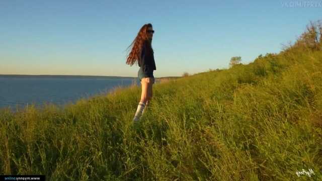 Amatorski seks na łonie natury z dupą