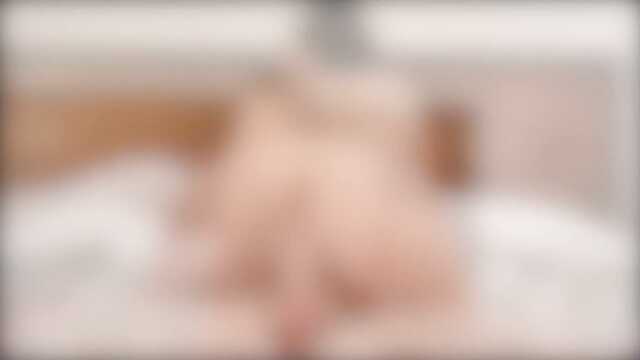 Трахнул тартымды көршісін және кончил тұлға