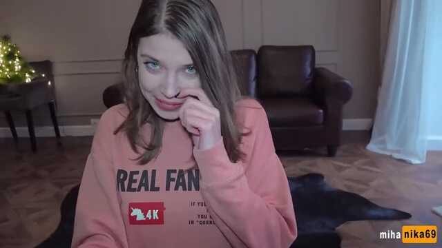 Голодная соседка: балконный секс!