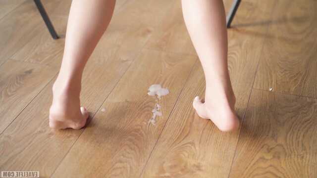 Eva Elfie получает кремпай в Зуме