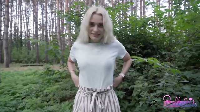 Russian slut Bellenico fucks in the forest for money