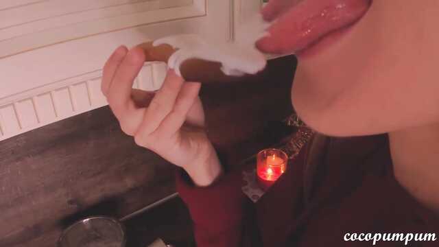 Chuda blondynka rozcieńcza Seks przygotowania do NG