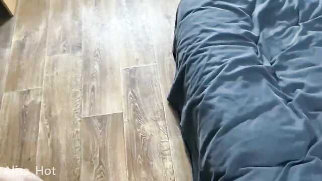 A magrinha pensou que seria uma surpresa, mas tive que fazer um broche e lamber os ovos novamente.