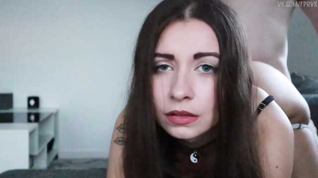 Levantou-se com câncer e imediatamente recebeu um pau na buceta, isso não é felicidade