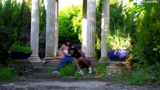 Дикие Чернокожие: Туристы и Джунгли